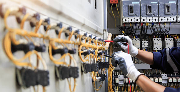 Professional Electrician technician working in Janesville, MN